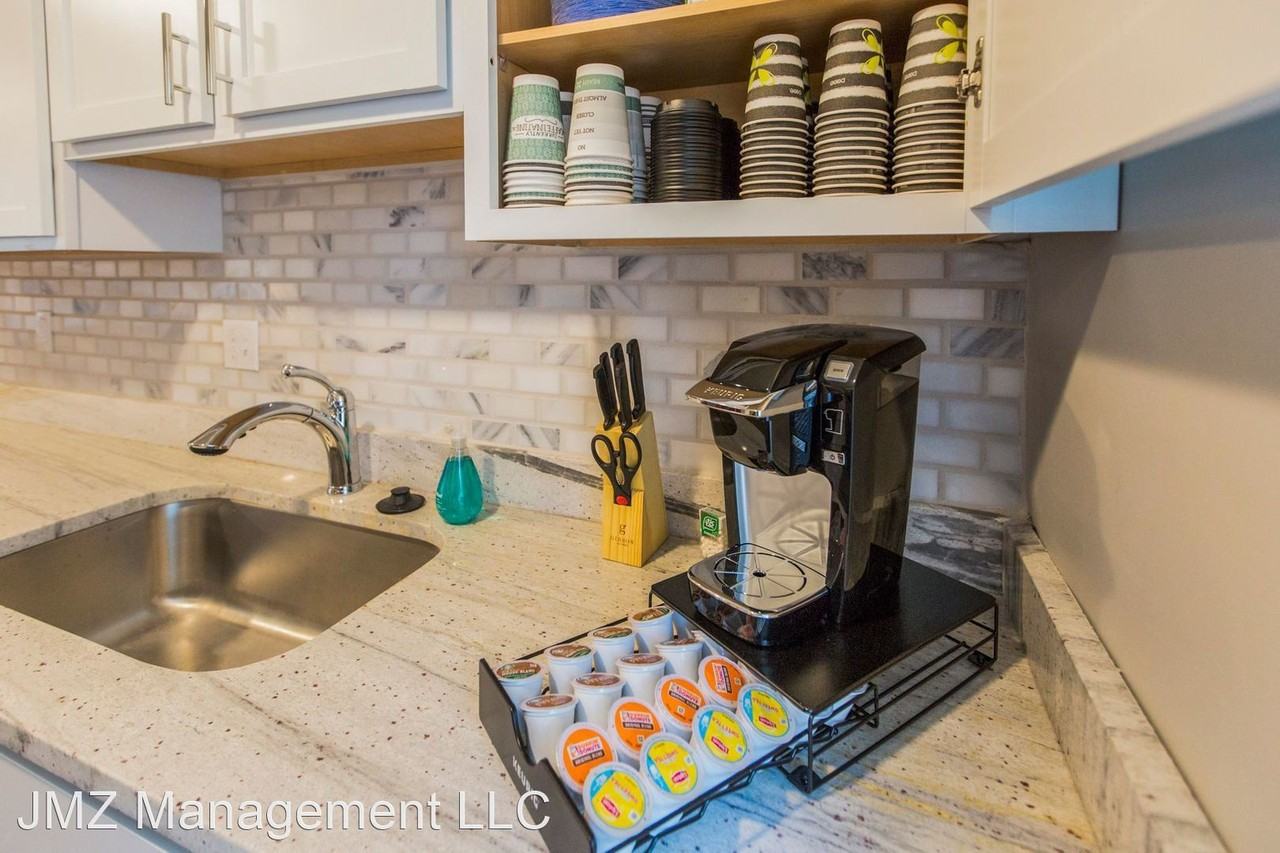 2135 Normandy Rd - Photo 3 of 20