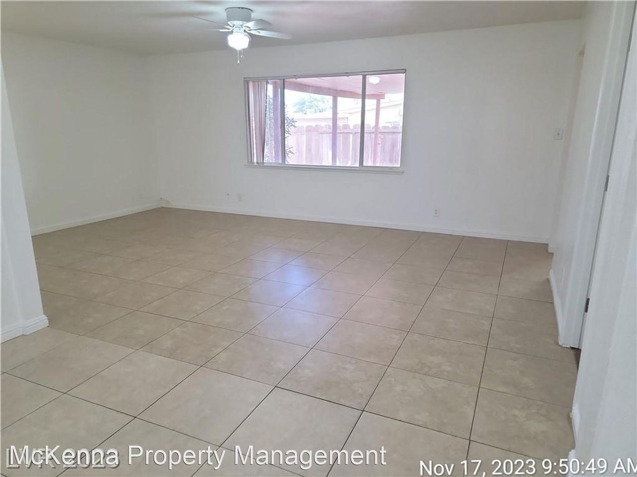 210 S Mallard St - Photo 3 of 29