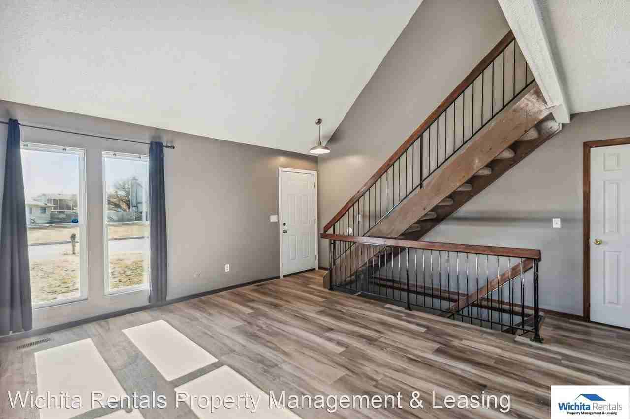 8730 - 8732 E. Boston St. - Photo 3 of 15