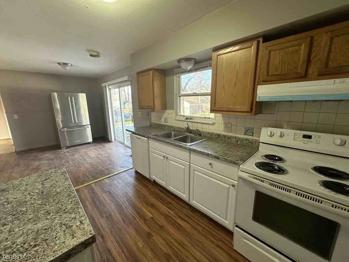 3500 Sumpter St - Photo 3 of 12