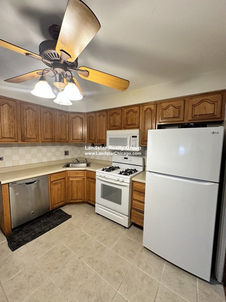 7635 Knox Ave #2 - Photo 3 of 25