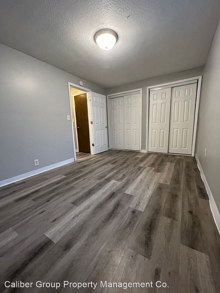 1216 Oleson Rd - Photo 3 of 7