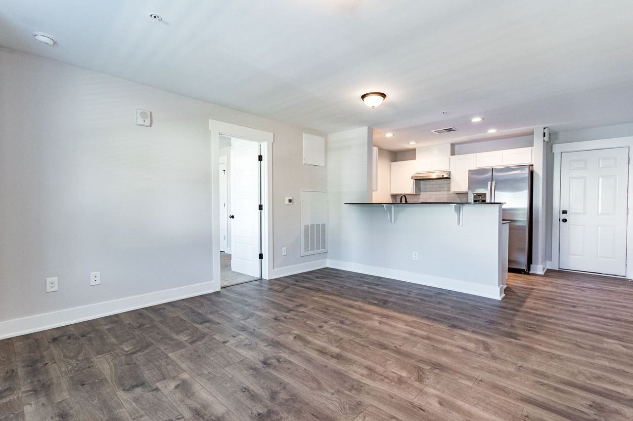 705 N O'Neil Street - Photo 2 of 10