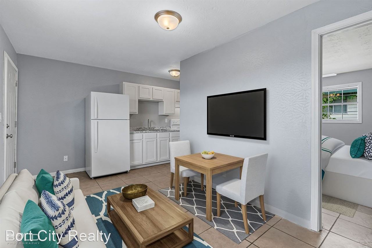 About Pelican Gardens - Photo 2 of 50