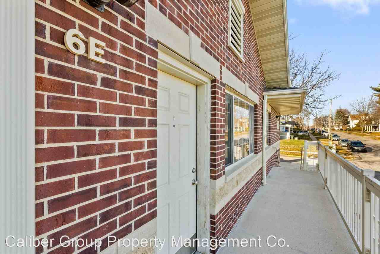 2609 Olive St - Photo 3 of 28