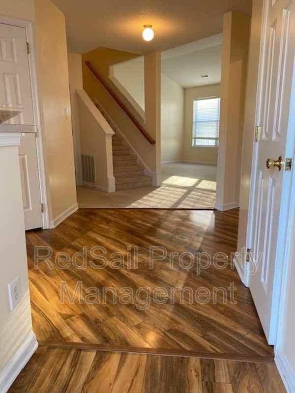 112 Ashton Green Blvd - Photo 2 of 15