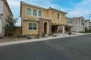 1103 E Newland Dr - Photo 1 of 1