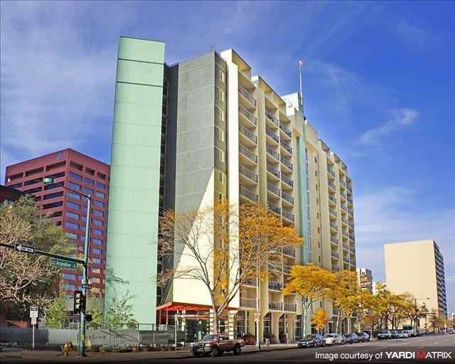 Skyline 1801 - Photo 2 of 47