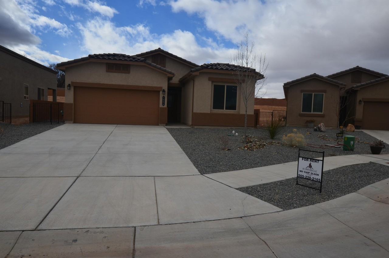1659 Valle Vista Rd Nw, Los Lunas, NM 87031, USA 2 unit Rentals Zumper