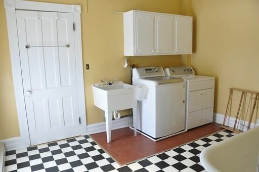 48 Williams St - Photo 2 of 20