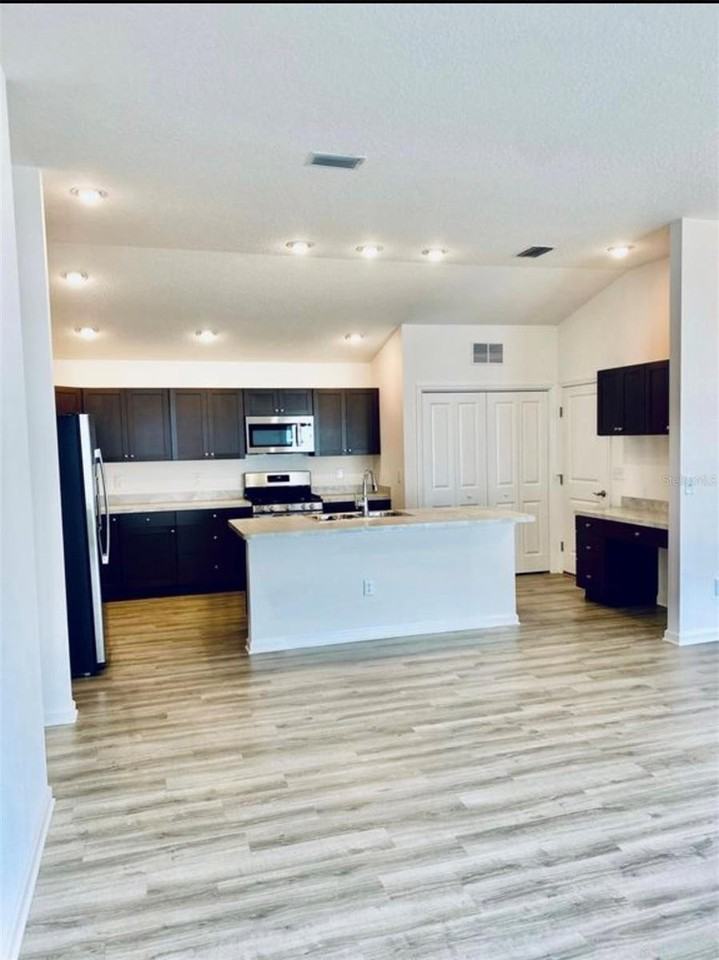 7181 Denver Ave - Photo 2 of 6