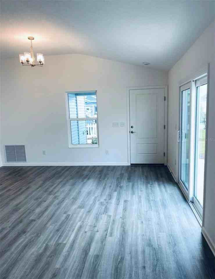 7181 Denver Ave - Photo 3 of 6