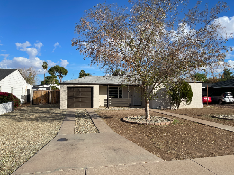 4327 N 17th Ave - Photo 2 of 34