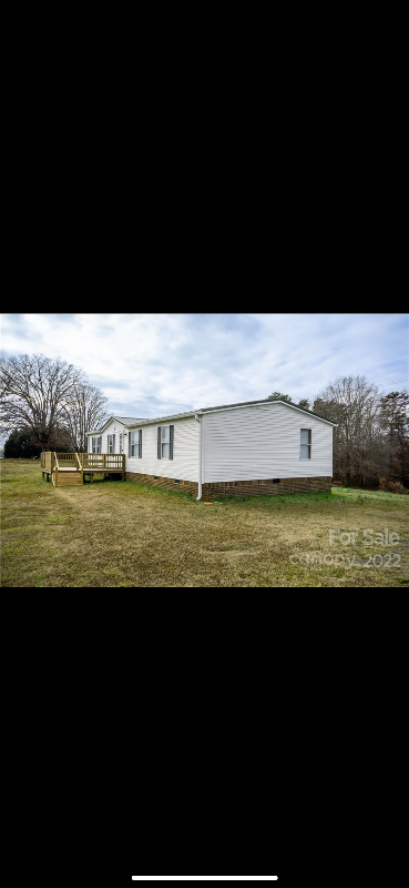 1888 Sheffield Rd - Photo 2 of 20