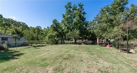 258 W Warriner Ave - Photo 3 of 4