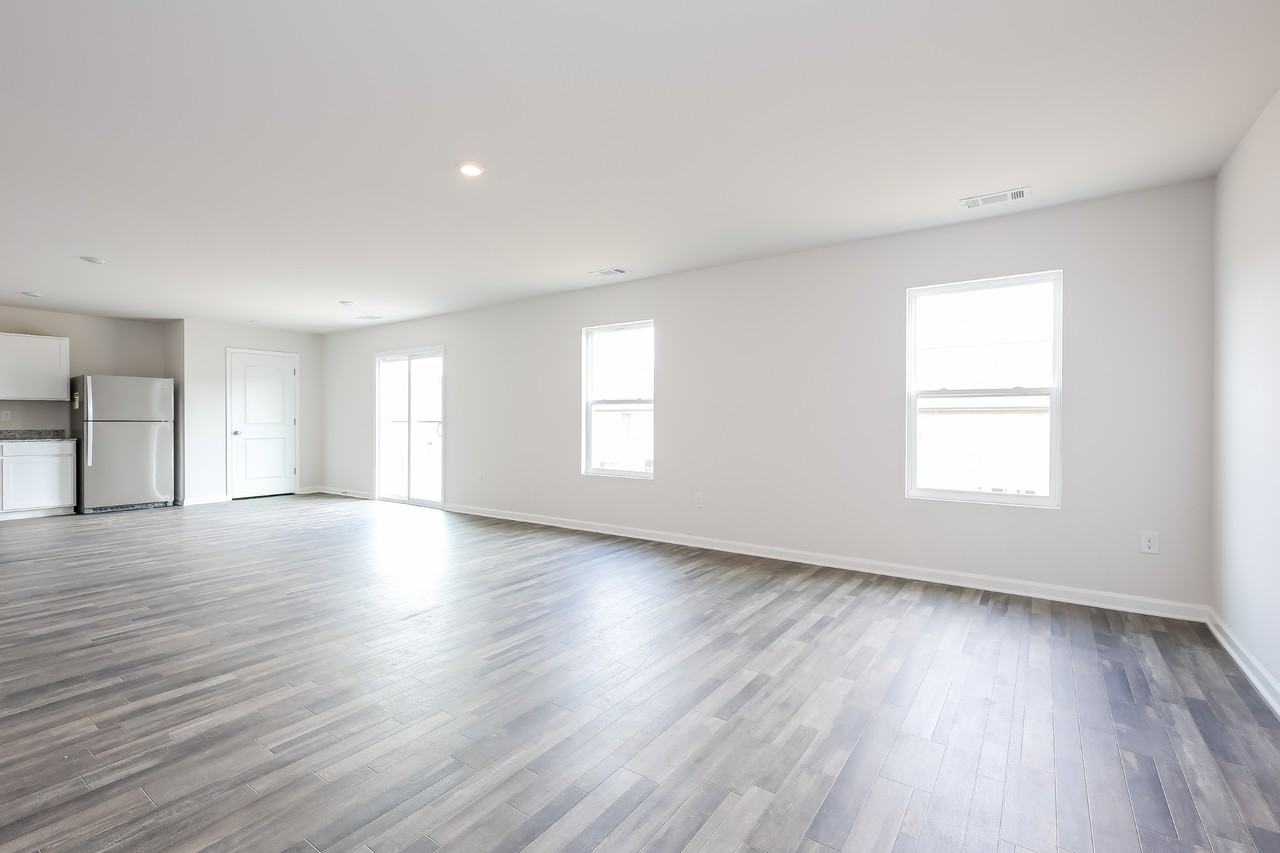 132 Evonshire Blvd - Photo 2 of 18