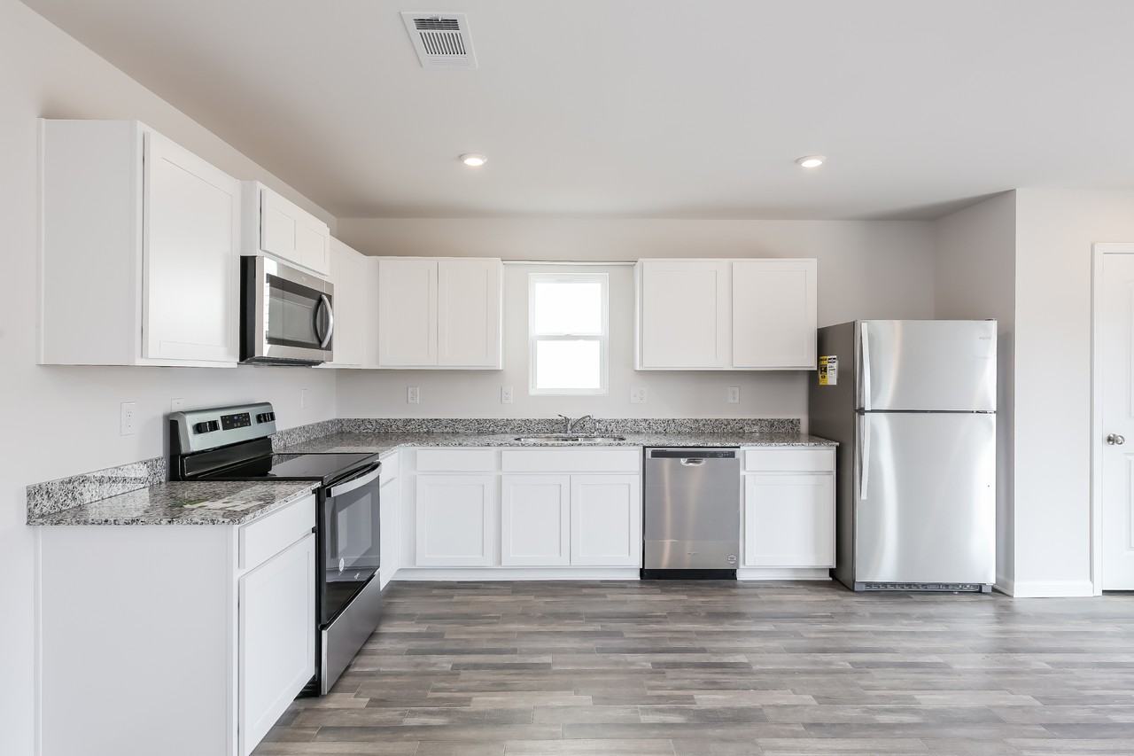 132 Evonshire Blvd - Photo 7 of 18