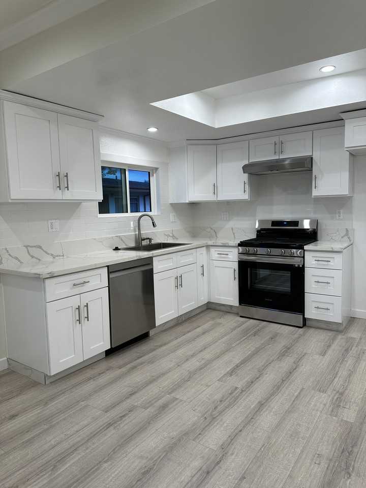 130 Olive St. - Photo 4 of 17