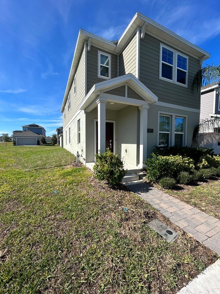 1392 Viscaya Cove Blvd #1 - Photo 2 of 50