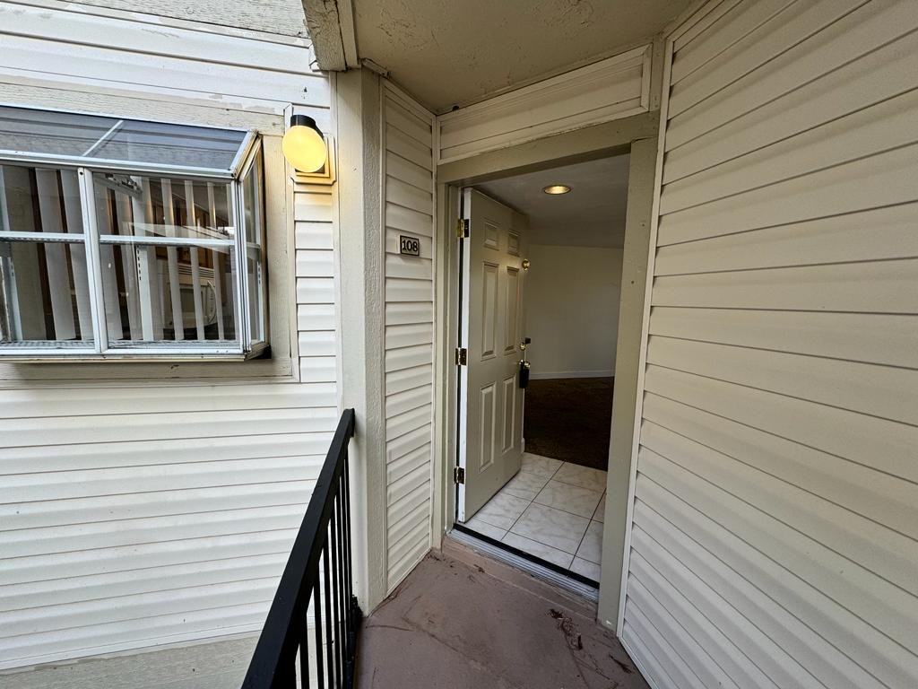 1940 Lake Atriums Cir #108 - Photo 2 of 27