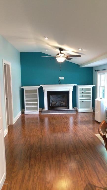 114 Arrowood Dr - Photo 3 of 11