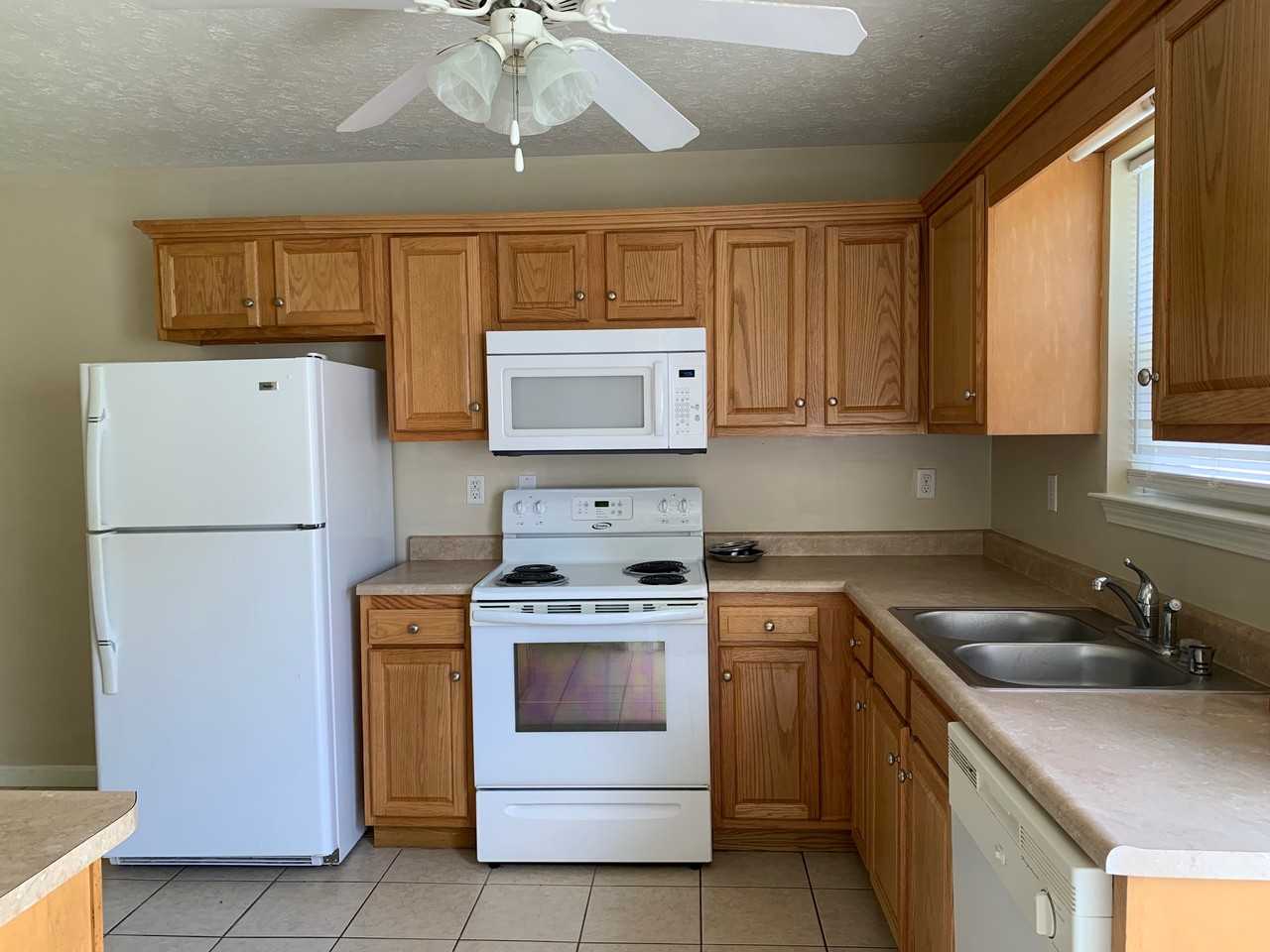 669-04 - Photo 5 of 10