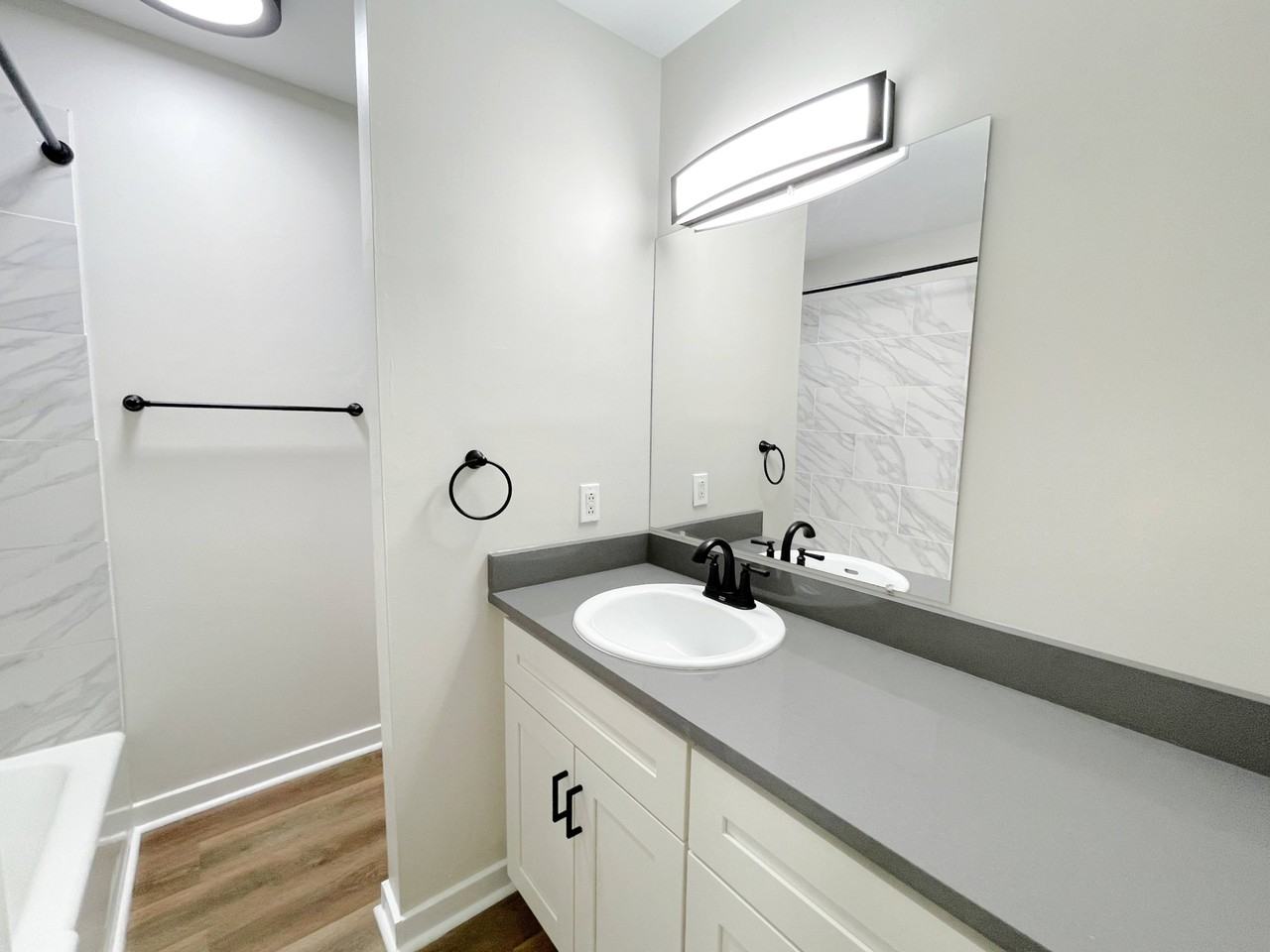 87th Street Apartments - Photo 7 of 26