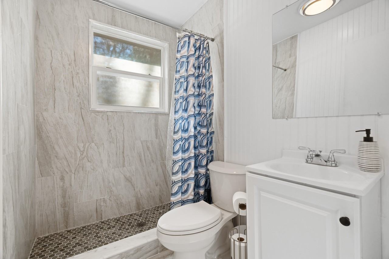 Glen Ridge Avenue - Photo 4 of 10