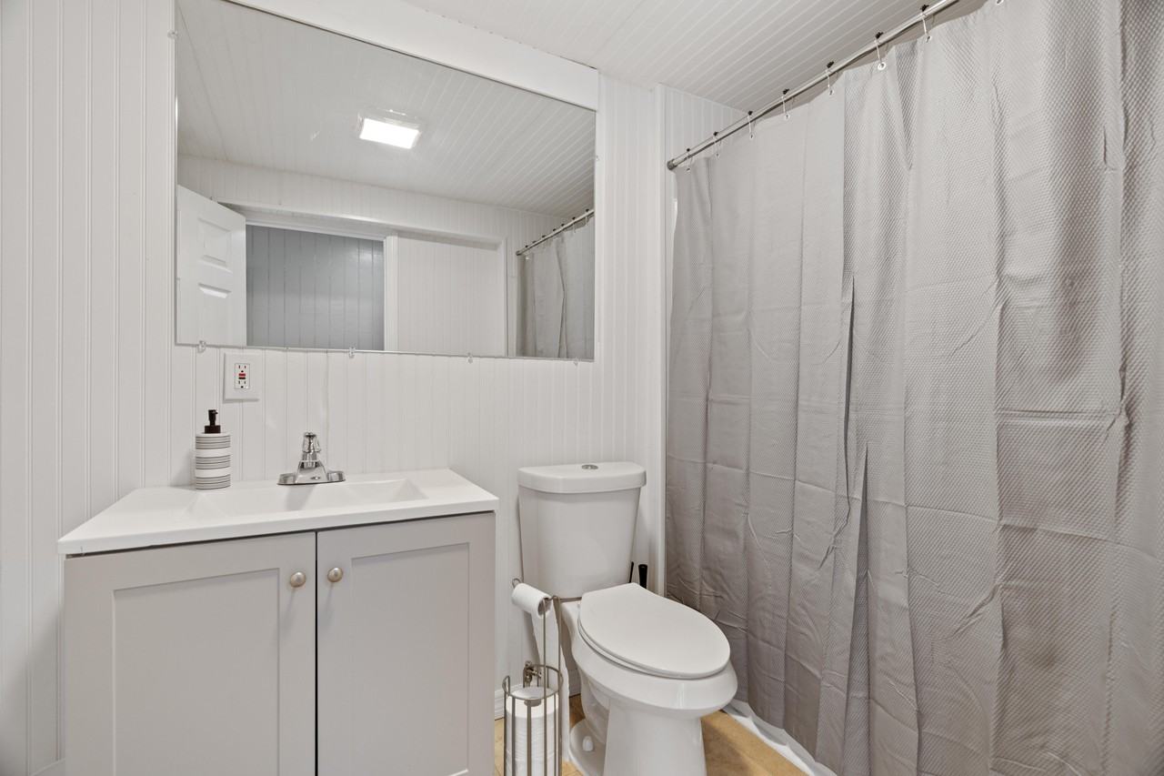 Glen Ridge Avenue - Photo 5 of 10