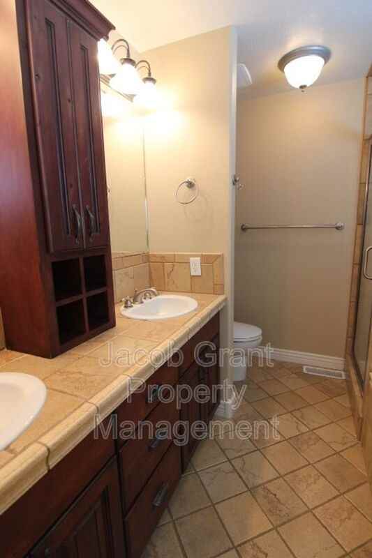 3773 Autumnwood Dr - Photo 5 of 21