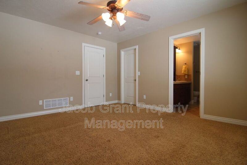 3773 Autumnwood Dr - Photo 6 of 21