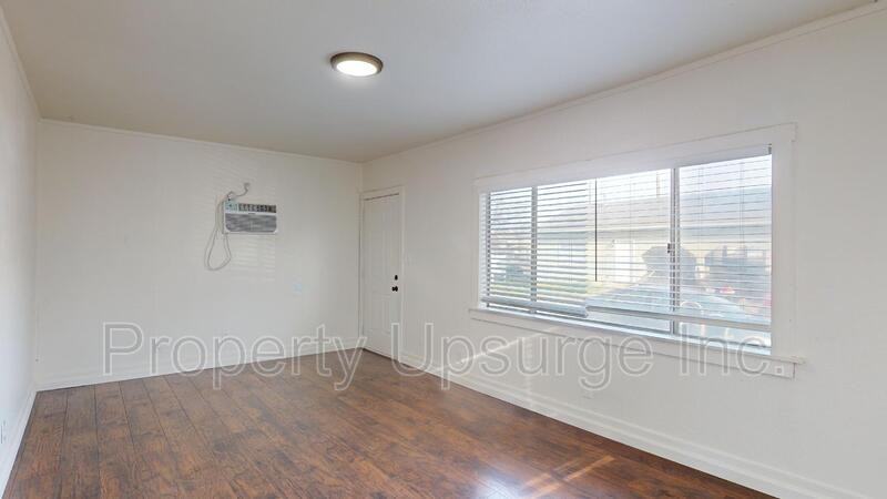 1881 3rd St - Photo 4 of 13