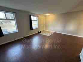1522 Walsh St E #A - Photo 1 of 1
