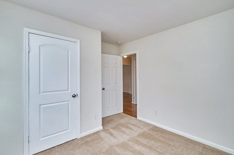 924 Firefall Ct - Photo 4 of 27