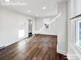 featured image of 300 E Franklin St