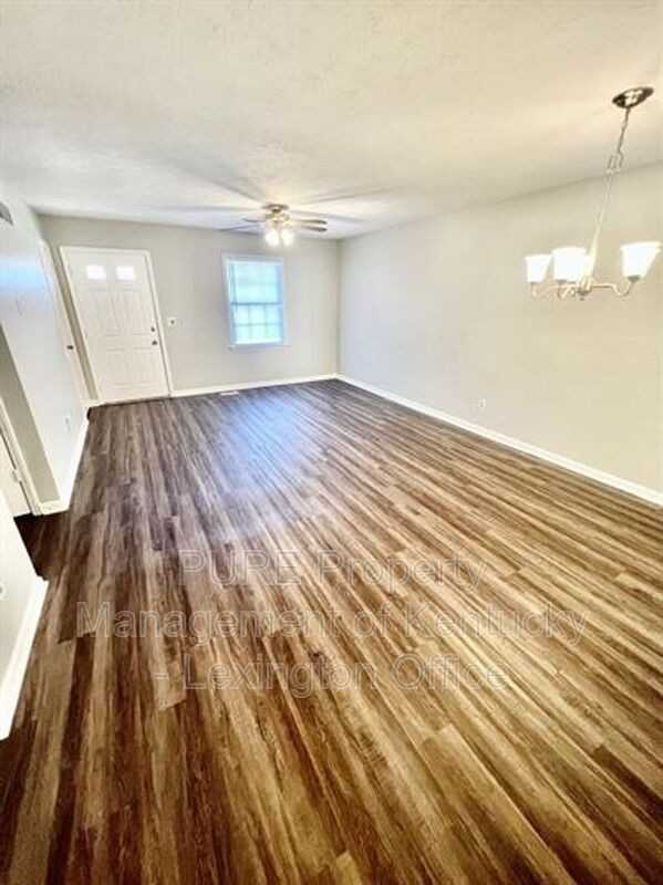 504 Raven Rd - Photo 2 of 14