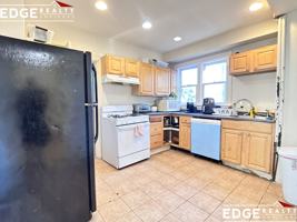 featured image of 48 Pratt Street