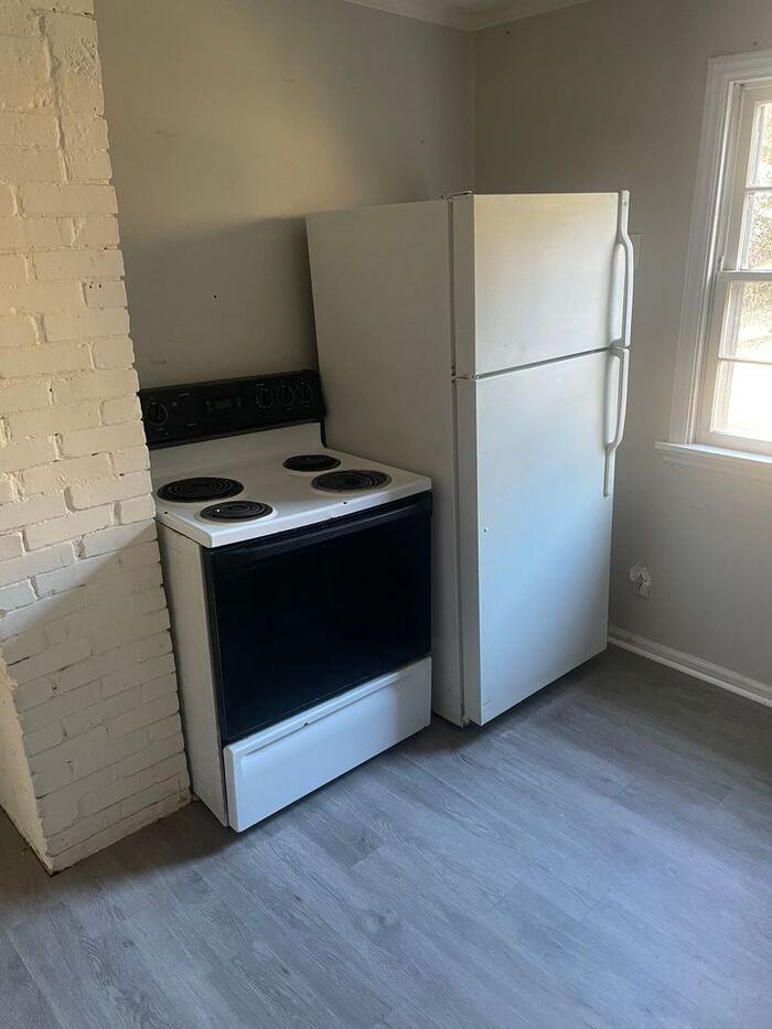 2548 Eddington St - Photo 3 of 9