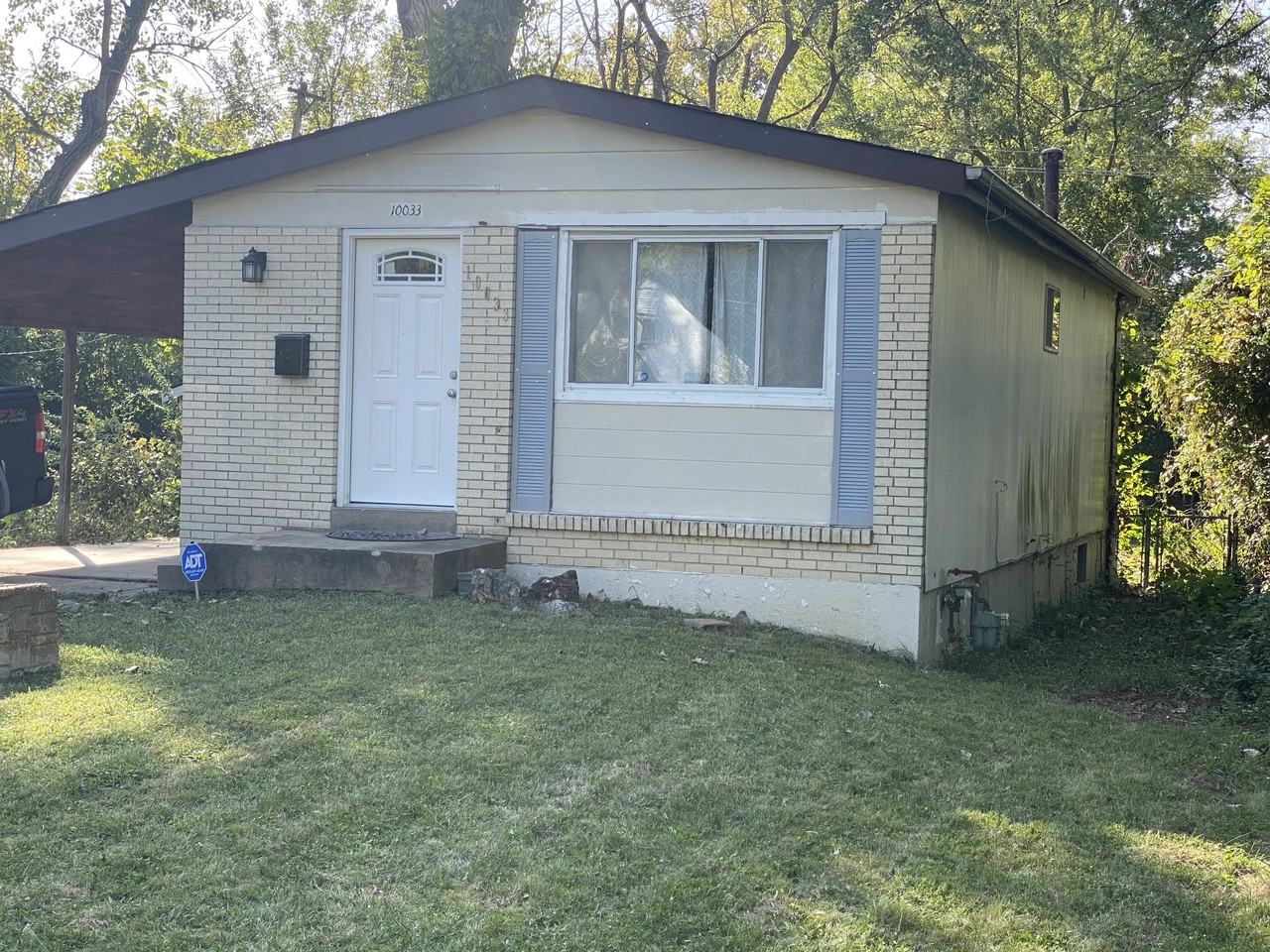10033 Baron Dr #NA - Photo 2 of 12