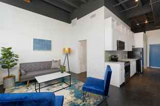 3200 Gillham Rdapt 104 #104 - Photo 1 of 1