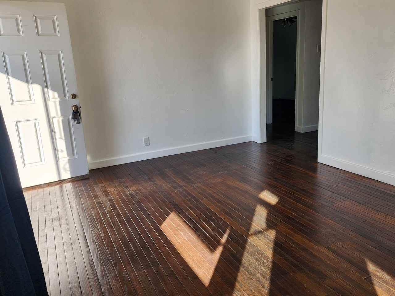 1605 North Delaware Avenue #1 - Photo 3 of 8