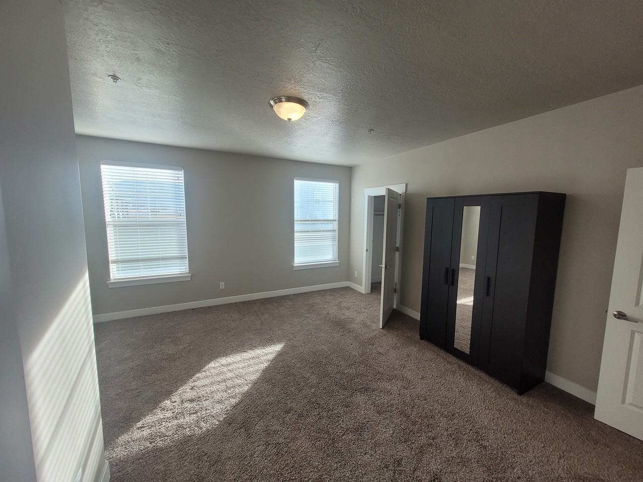 1128 South 820 East - 1unit 8102 #1 - Photo 6 of 10