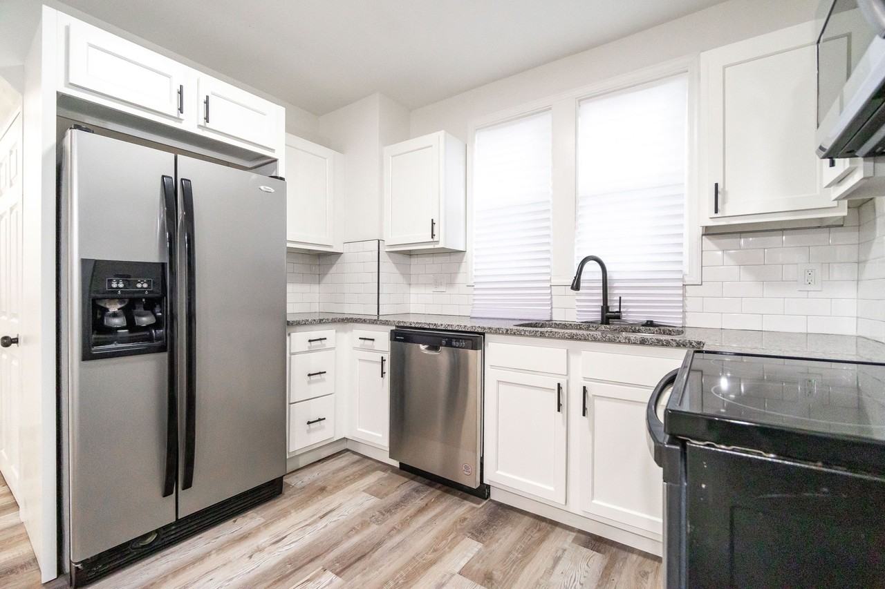 210 Brehl Ave #1 - Photo 3 of 28