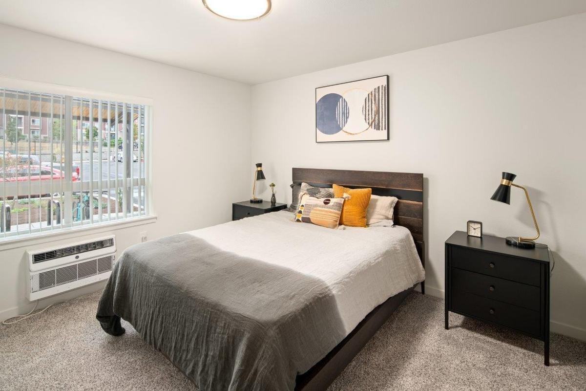 3311 6th Ave Sw - Photo 4 of 25