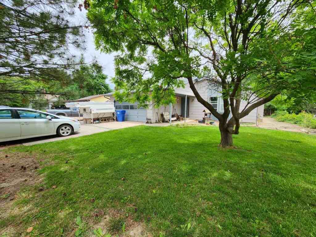 530 N Orchard Ave, Canon City, CO 81212 3 Bedroom House for 1,800