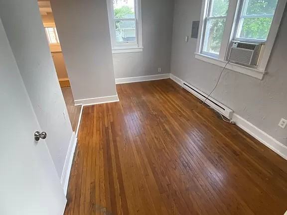 615 2nd Ave #1 - Photo 3 of 9