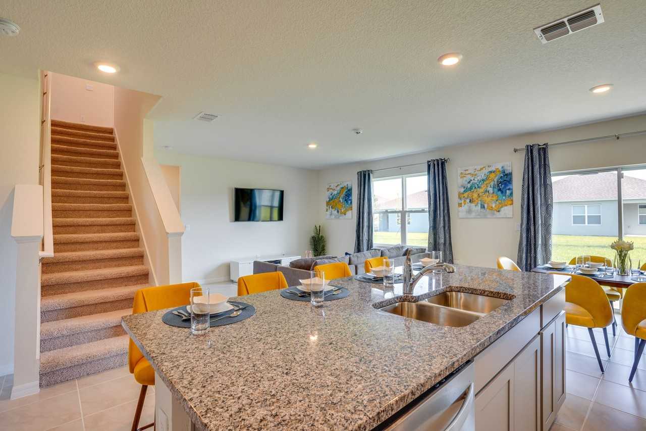 1133 Torrente Ln #204 - Photo 6 of 8
