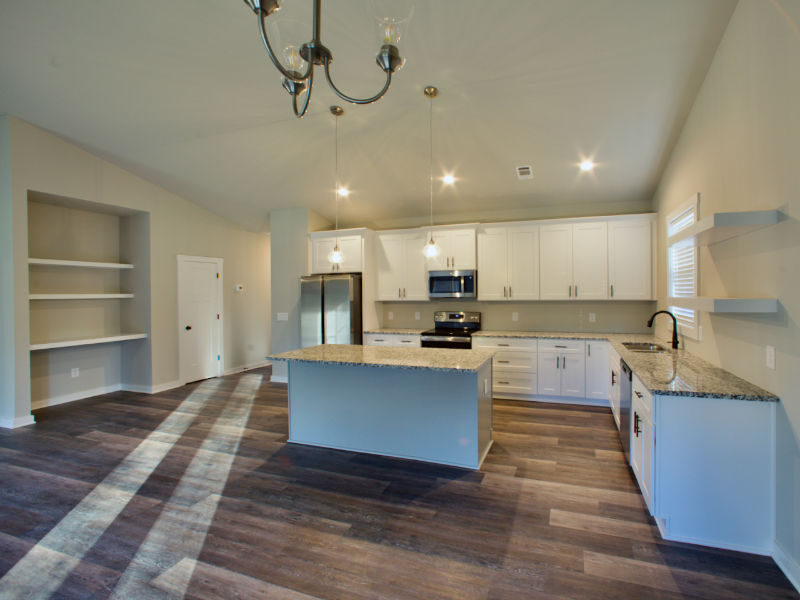 511 N Point Cir - Photo 6 of 25