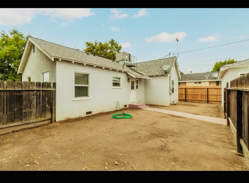 445 E Merced St #A - Photo 2 of 4