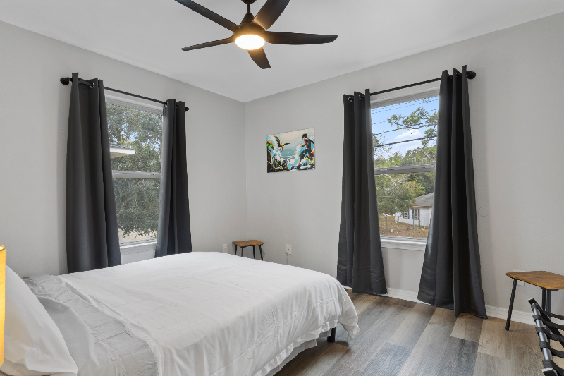 242 Rodenberg Ave #B - Photo 2 of 24